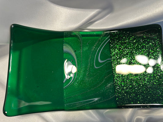 Green Sparkle Glass Plate Fused Glass Sushi Plate or Centerpiece Decorative Emerald Green Glitter tray for Dining or Home Deco Gift for Mom