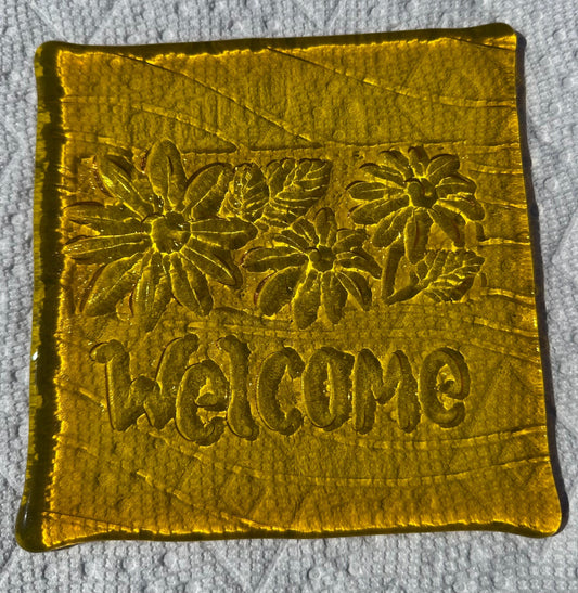 Yellow Daisies Welcome Sign, Handmade Floral Sign, Door Decor with Flowers, Garden Entry Plaque, Gift for Home, Nature Art, Bright Colors
